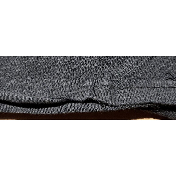 Retro Guns N Roses Shirt XL THRASHED American Flag Skull 2010 Black Frog READ - Picture 10 of 14